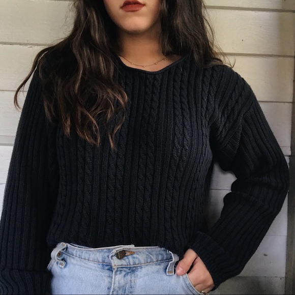 ❌SOLD❌Vintage cropped cable knit Sweater - Picture 1 of 7